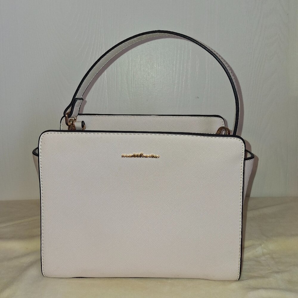 Matthews Crossbody Bag